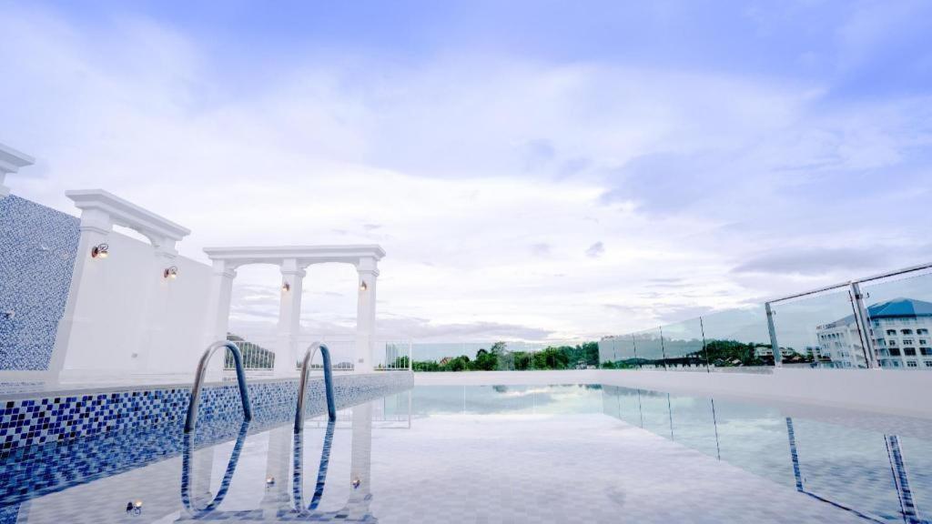 B2 Phuket Premier Hotel Patong Εξωτερικό φωτογραφία