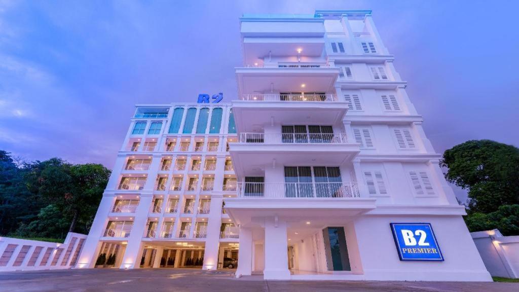 B2 Phuket Premier Hotel Patong Εξωτερικό φωτογραφία
